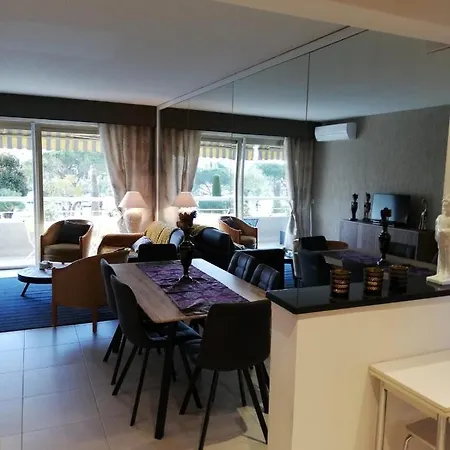 아파트 Loubet- Marina Baie Des Anges -au Bon Vivre - 2 Pieces- Le Ducal - 60m2 Luxe *