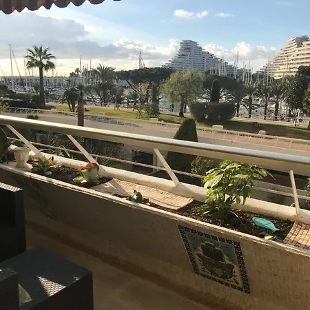 아파트 Loubet- Marina Baie Des Anges -au Bon Vivre - 2 Pieces- Le Ducal - 60m2 Luxe 빌뇌브루베